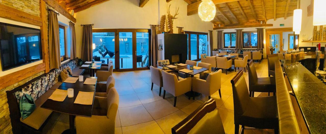 Ferienhotel Bergland Arzl im Pitztal Exteriér fotografie