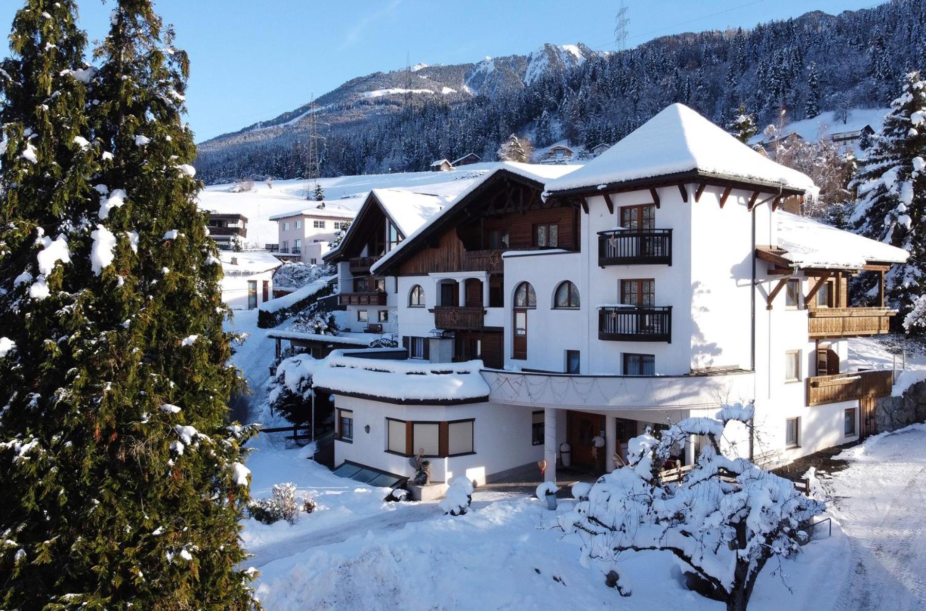 Ferienhotel Bergland Arzl im Pitztal Exteriér fotografie