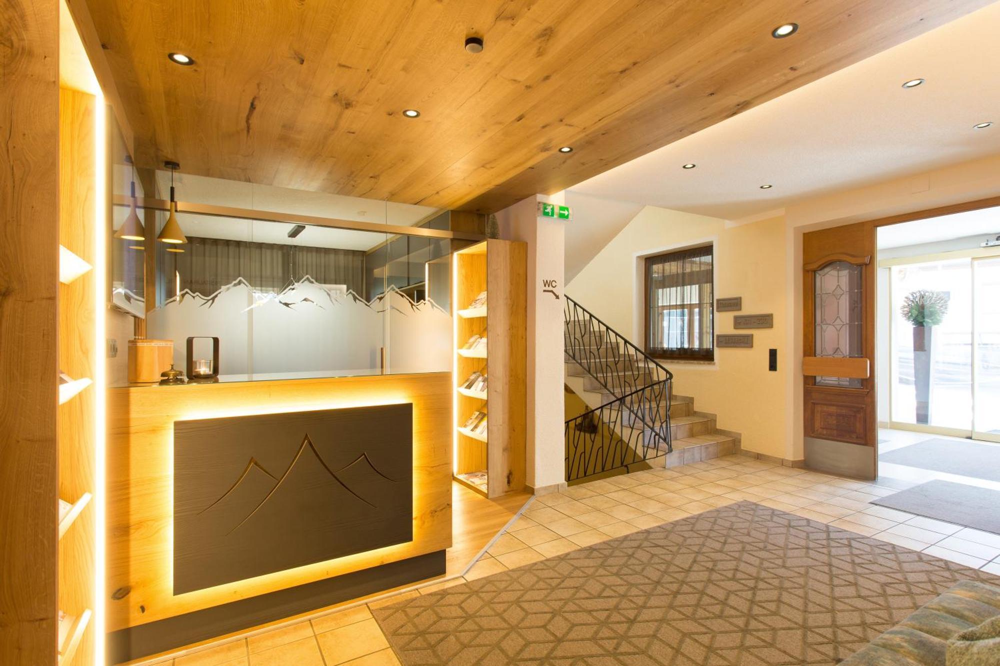 Ferienhotel Bergland Arzl im Pitztal Exteriér fotografie