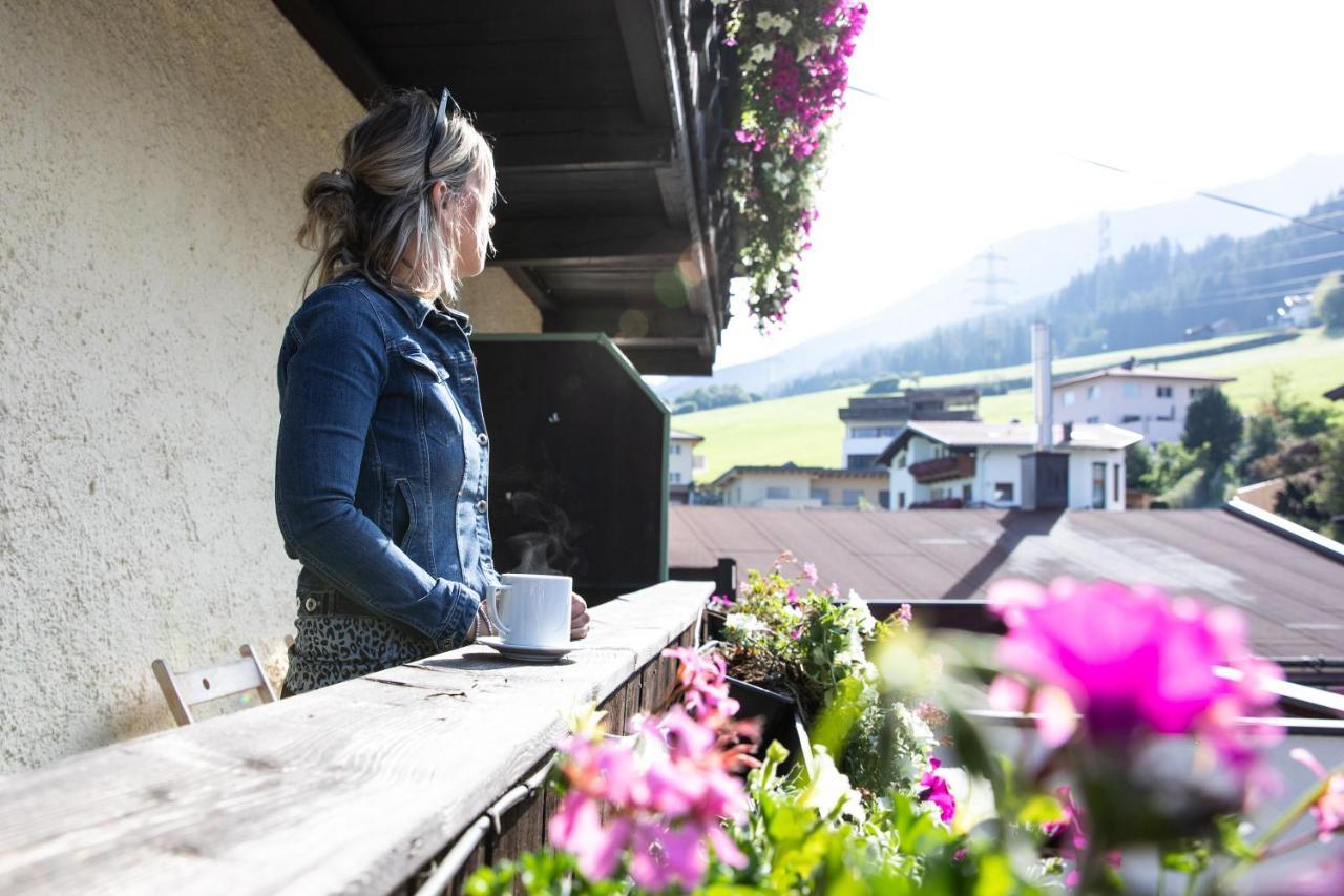 Ferienhotel Bergland Arzl im Pitztal Exteriér fotografie